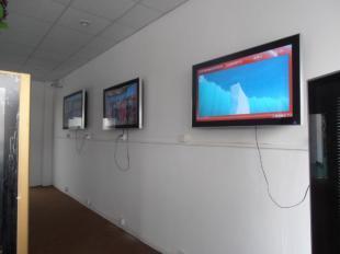 专业供应新疆、甘肃、内蒙古22寸液晶广告机生产厂家及求购指南